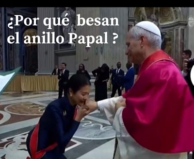 ¿ Por qué besan el anillo Papal ?
